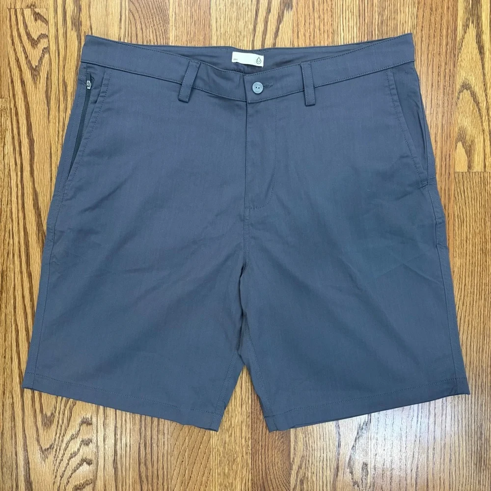 tasc Motion 9" short in deep indigo - Picture 6 of 15